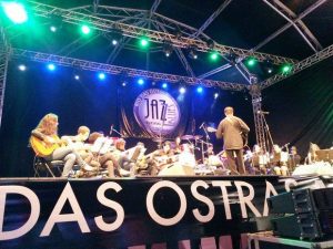 Leia mais sobre o artigo Festival Jazz e Blues é aberto em Rio das Ostras e movimenta a economia