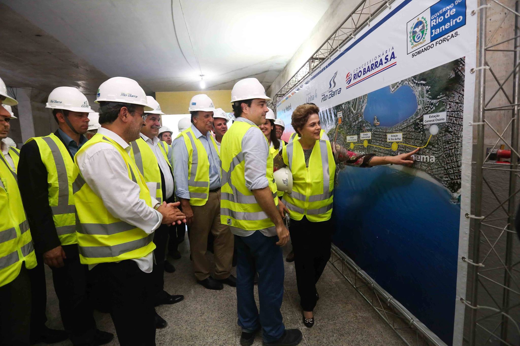 Você está visualizando atualmente Linha 4 do Metrô: presidente Dilma Rousseff visita as obras, que alcançam 83% de execução