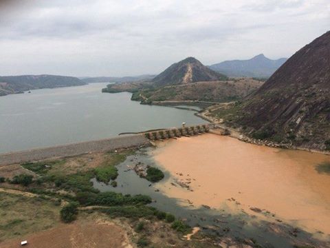 Você está visualizando atualmente Baixo Guandu, ES, suspende captação da água do Rio Doce