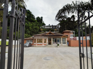 Leia mais sobre o artigo Aguinaldo Silva fecha Casa de Artes em Petrópolis e bota culpa no Iphan