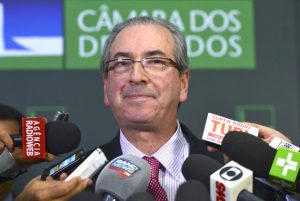 Leia mais sobre o artigo Cunha diz que recorrerá de liminar que manda analisar impeachment de Temer