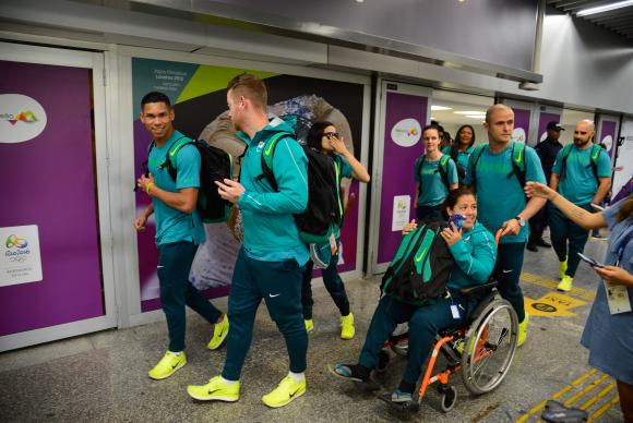 Você está visualizando atualmente Atletas paralímpicos do atletismo chegam entusiasmados para a Rio 2016