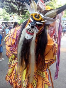 Leia mais sobre o artigo Festival de Folia de Reis mantém viva manifestação de fé em Macuco