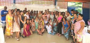 Leia mais sobre o artigo Secretaria homenageia mulheres do Grupo Flor de Ipê em Macuco
