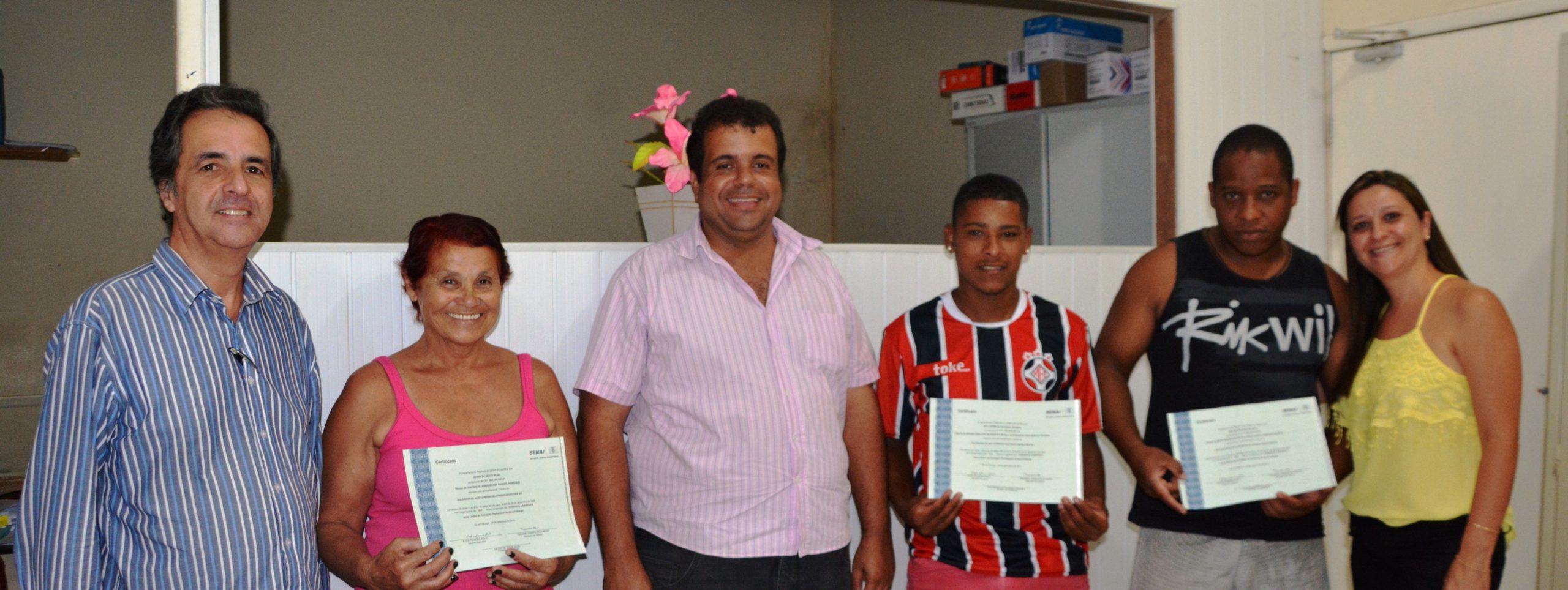 Você está visualizando atualmente Desenvolvimento Social entrega novos certificados em Macuco