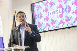 Leia mais sobre o artigo Fevest 2017 é lançada oficialmente e prefeito Renato Bravo promete apoio ao setor