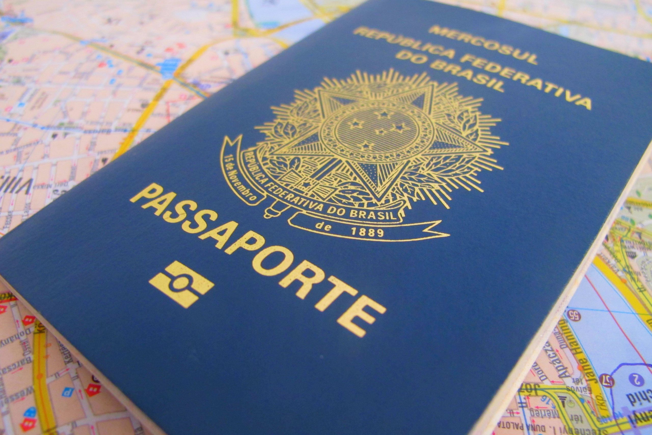 Você está visualizando atualmente Entrega de passaportes atrasa por falta de material