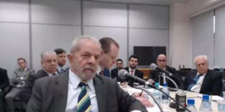 Você está visualizando atualmente Em depoimento a Moro, Lula diz que “nunca houve a intenção de adquirir triplex”