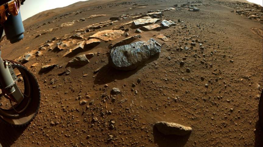 Você está visualizando atualmente Amostras de rochas coletadas em Marte podem conter bolhas de água antigas.
