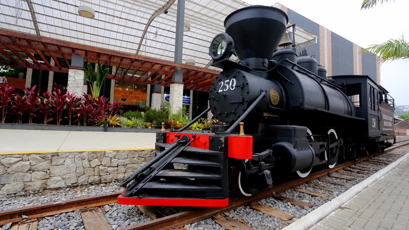 Miguel Pereira inaugura primeiro trem turístico a vapor do Estado do Rio Janeiro