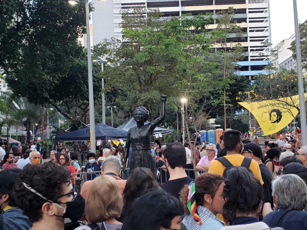Estátua de Marielle Franco no Buraco do Lume